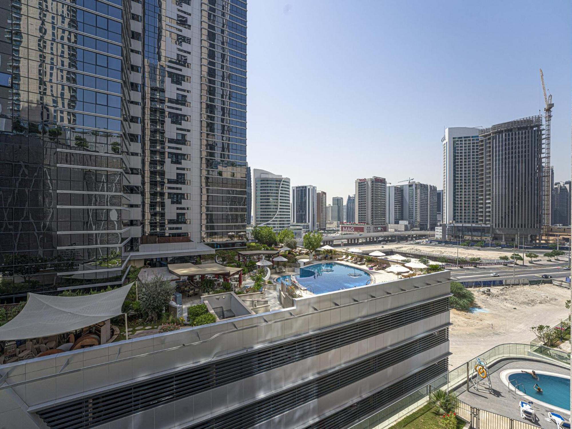 Luxe Apartments Near Dubai Mall Burj Khalifa Pool Gym Parking Eksteriør billede